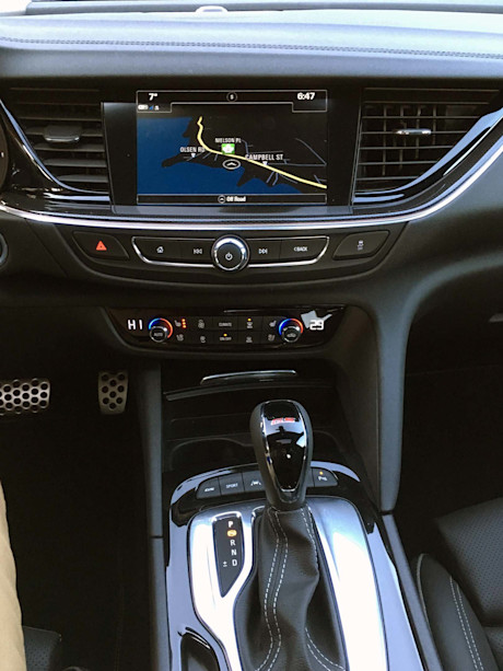 Editorial 2019 buick regal sportback 17 sb