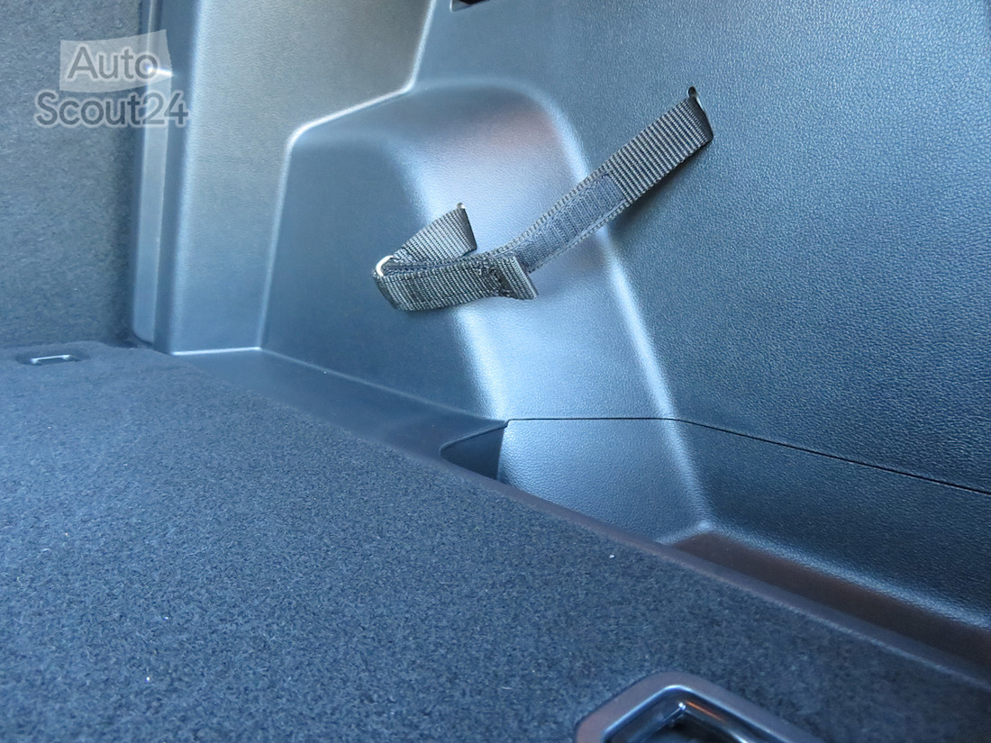 45_hyundai_bayon.JPG