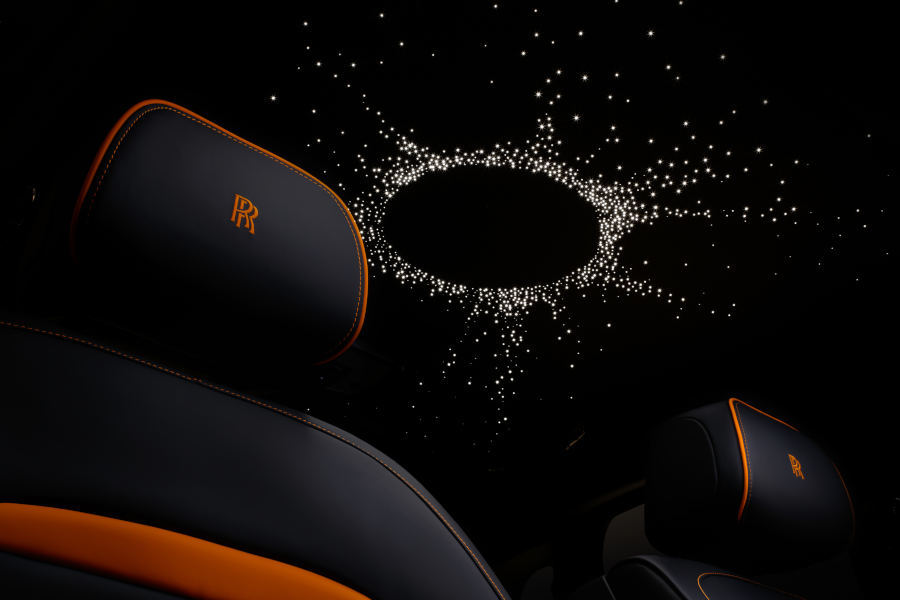 Rolls-Royce-black-Badge-Ghost-Ékleipsis (3).jpg