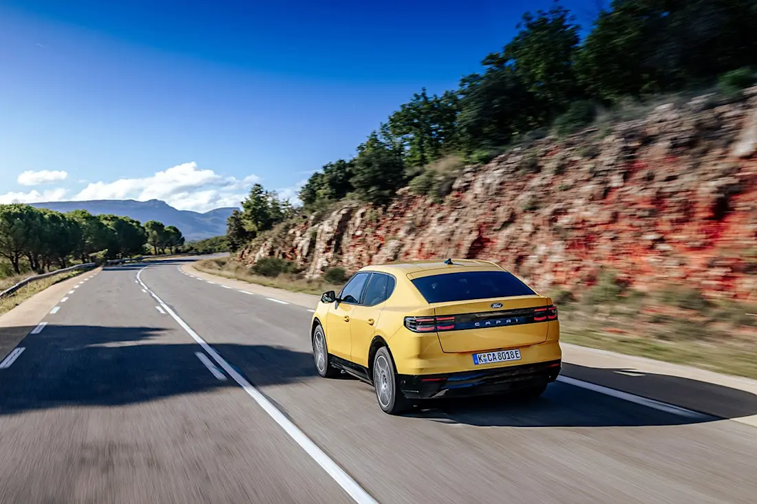 Capri Vivid Yellow Capri Vivid Yellow