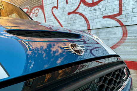 Editorial 2022 mini cooper s 5 door premierplus 12 ct