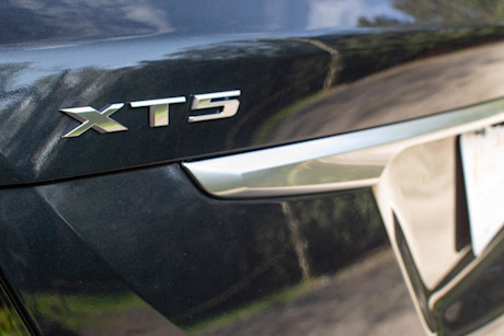 Editorial 2021 cadillac xt5 sport awd 14 sm