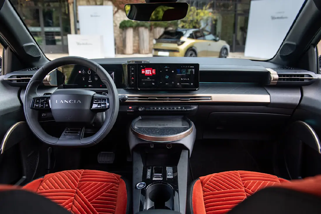 Lancia Ypsilon 4