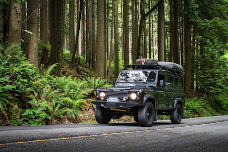 Editorial 2000 land rover defender 110 bm 04