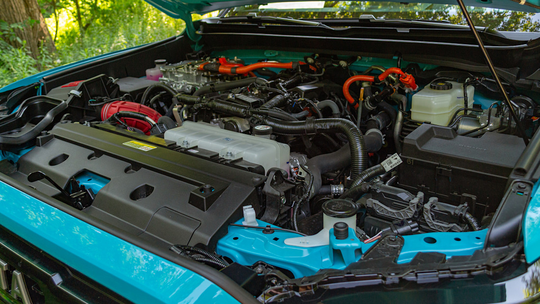 2026 Ford Ranger Raptor v Toyota Tacoma TRD Pro - Comp - KP - 261009 - 40.jpg