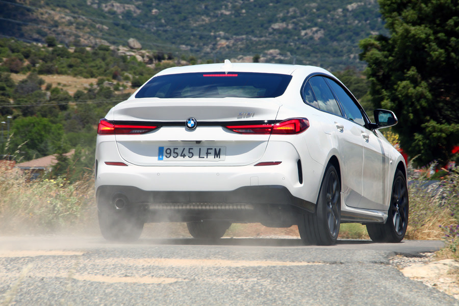 BMW 218i gran coupe (28).JPG
