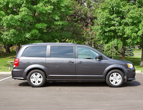 Editorial 2018 dodge grand caravan crew plus 03 jb