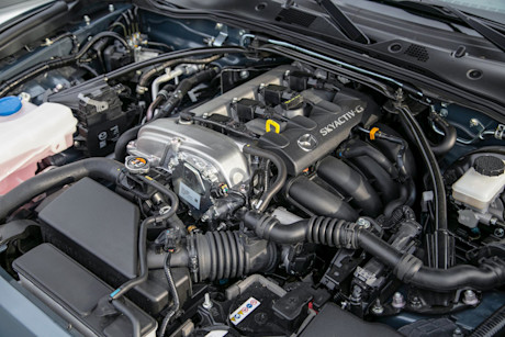 Editorial 2021 mazda mx 5 gs p 01 jw