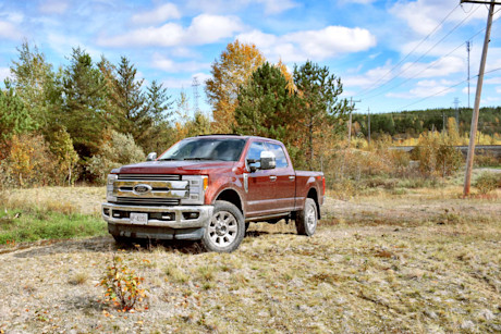Editorial 2017 ford f 350 4x4 crew cab 05 jp