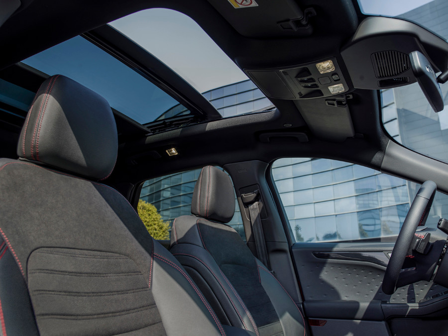ford_kuga_plug-in_hybrid_st-line_35.jpeg