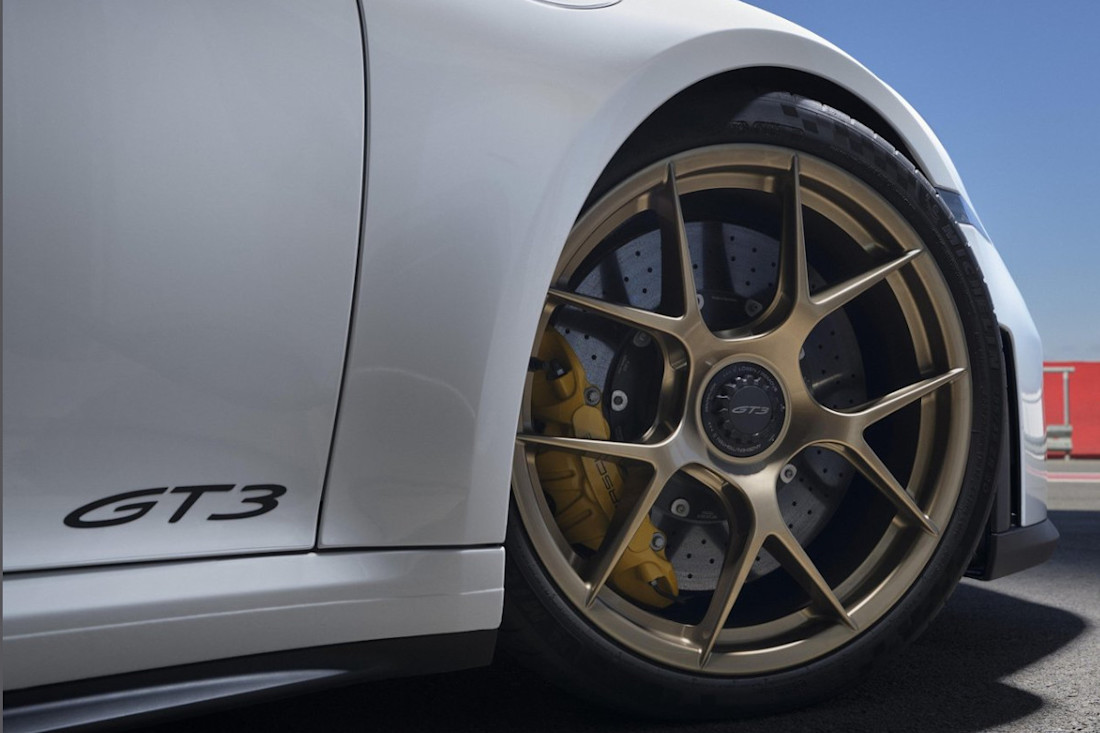 Porsche-911-GT3-2025 (3).jpg