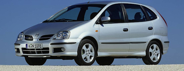 Nissan Almera Tino