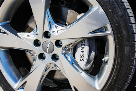 Genesis GV80 3.5T Prestige 2022 : essai routier Image
