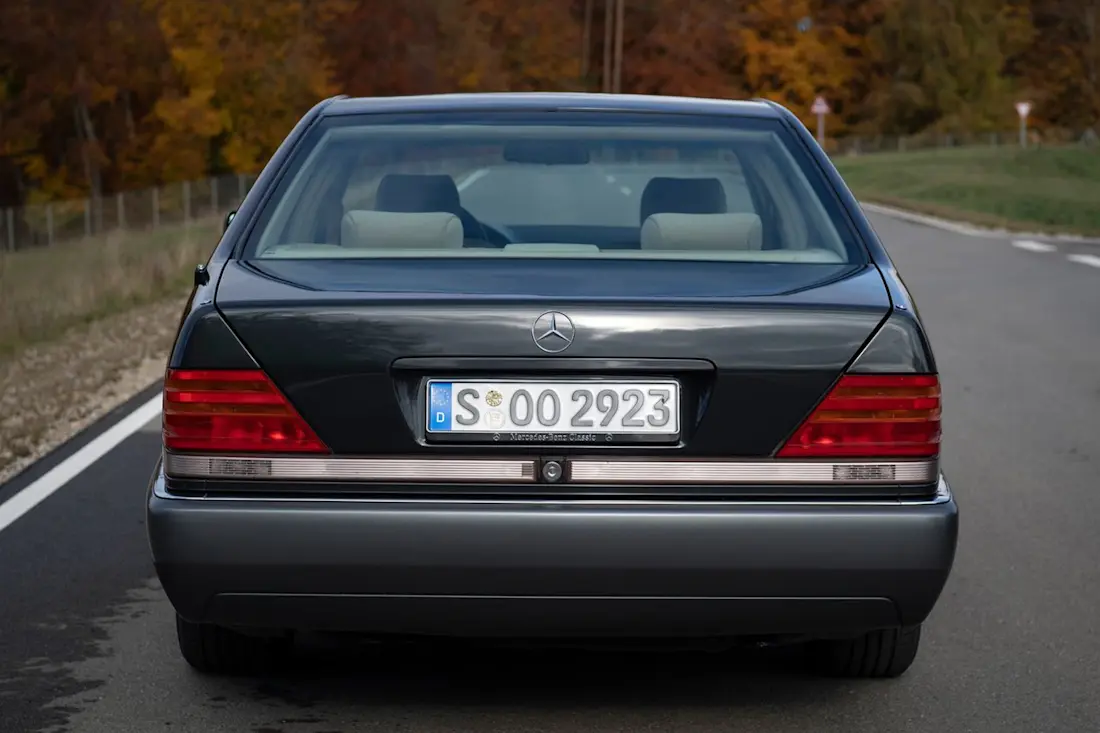 mercedes-w140-600-sel-heck