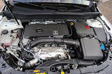 Editorial 2021 mercedes benz glb 250 4matic 12 jm