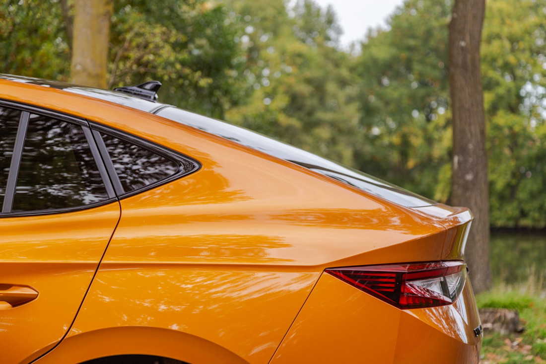 skoda-enyaq-coupe-rs-iv-2023-4.jpg