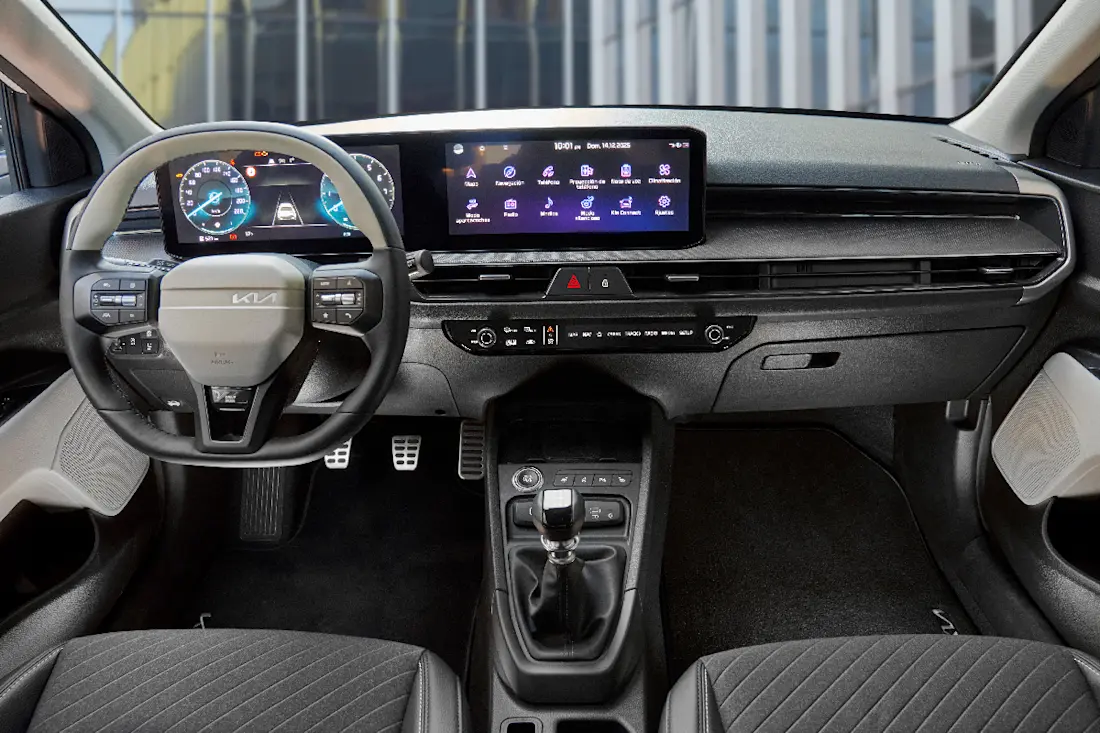 kia-stonic-2026-interior (7)