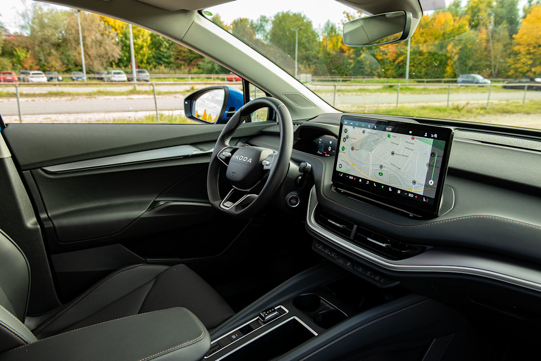 skoda-elroq-2025-cockpit