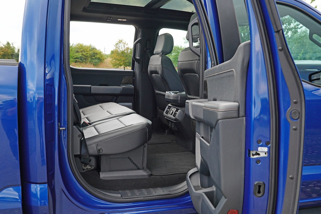 ford-f-150-lightning-2022-5.jpg
