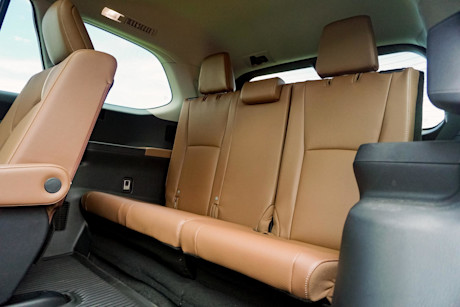 Editorial 2024 toyota grand highlander 25 di