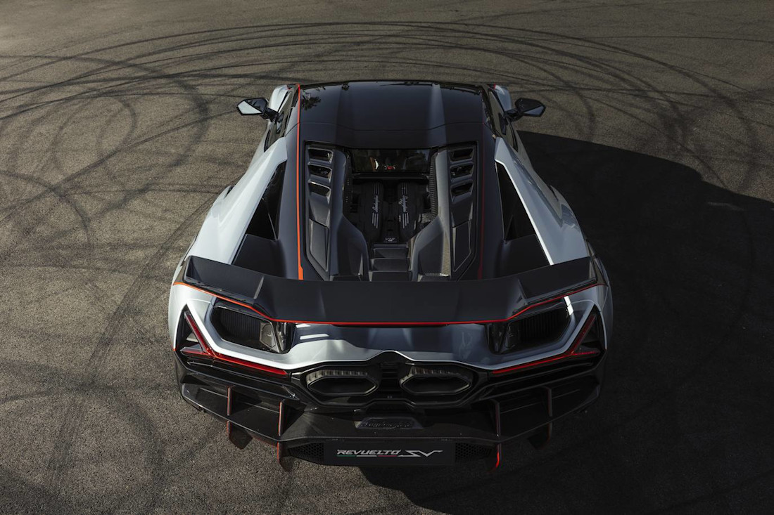 Lamborghini-Revuelto-SV-2026 (1).jpg