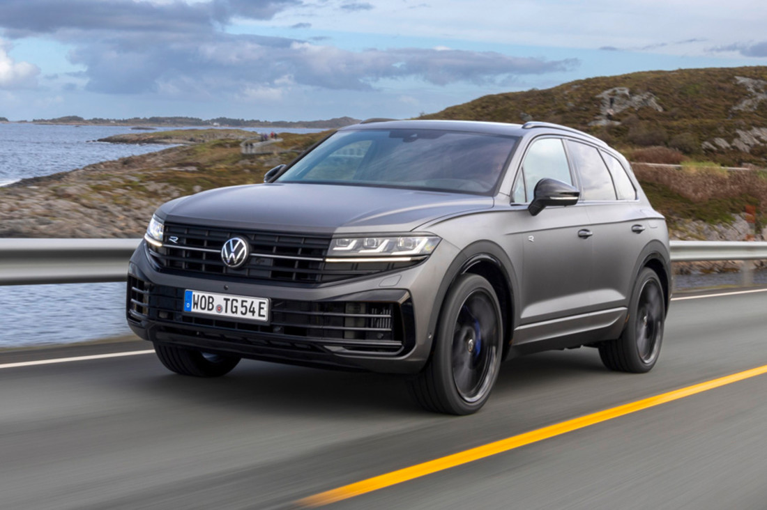volkswagen touareg R eHybrid 2024 (6).jpg