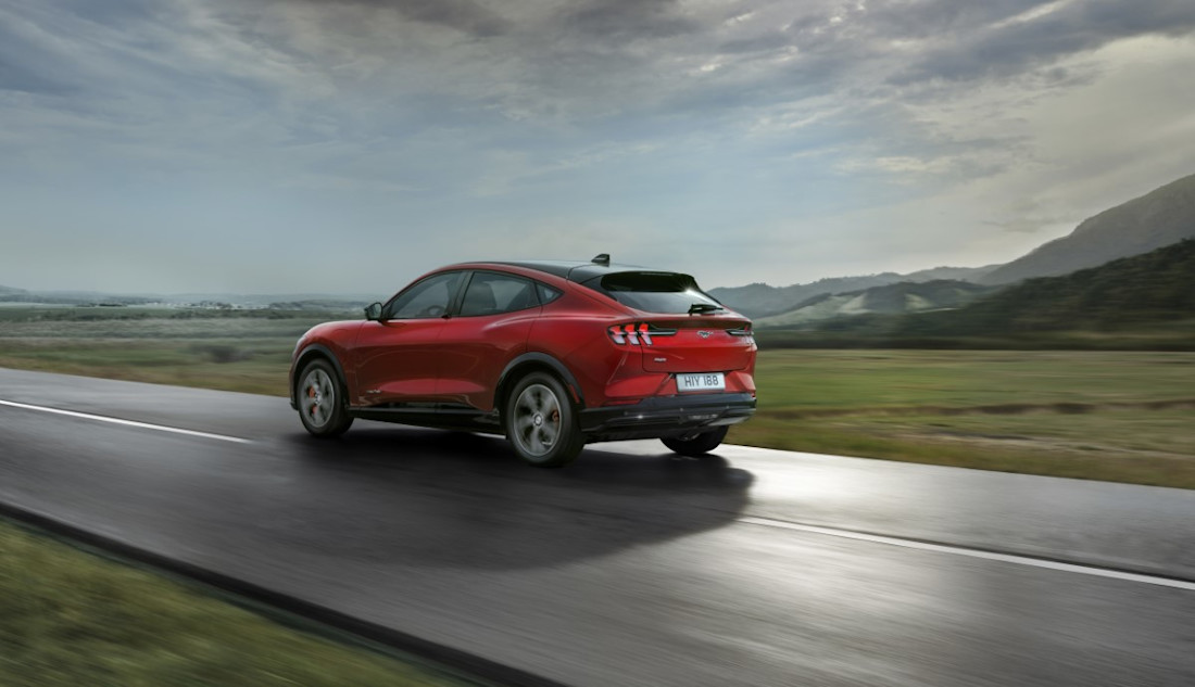 2020_FORD_MACH-E_AWD_19