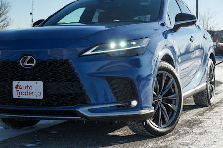 Editorial 2024 lexus rx td jv 10