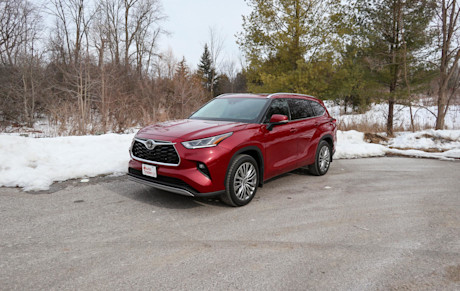 Editorial 2022 toyota highlander limited platinum 13 jm