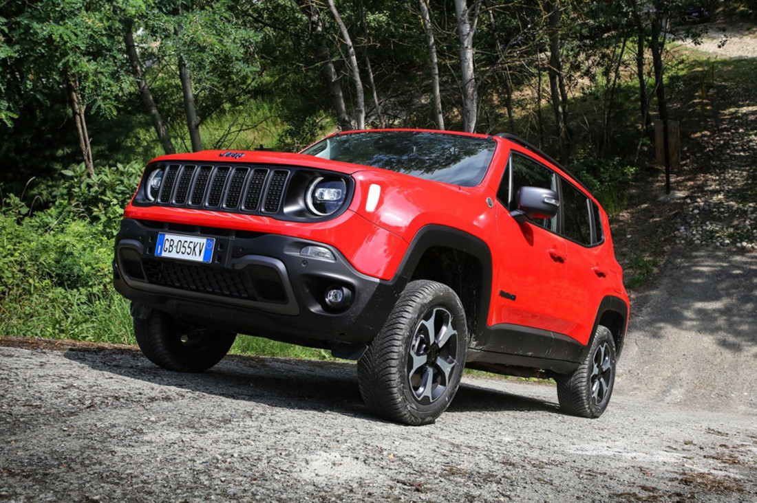 Jeep-Renegade_4xe-2021-1280-01.jpg