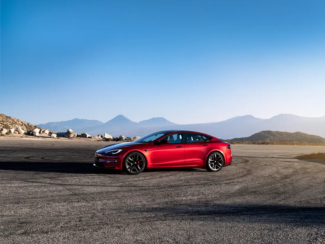 Tesla Model S Plaid (2023) static, front view Tesla Model S Plaid (2023) static, front view