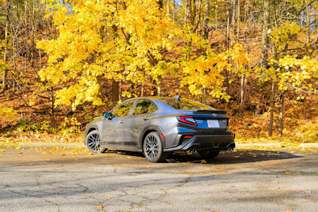 Editorial 2022 subaru wrx sport tech 6mt 08 sha