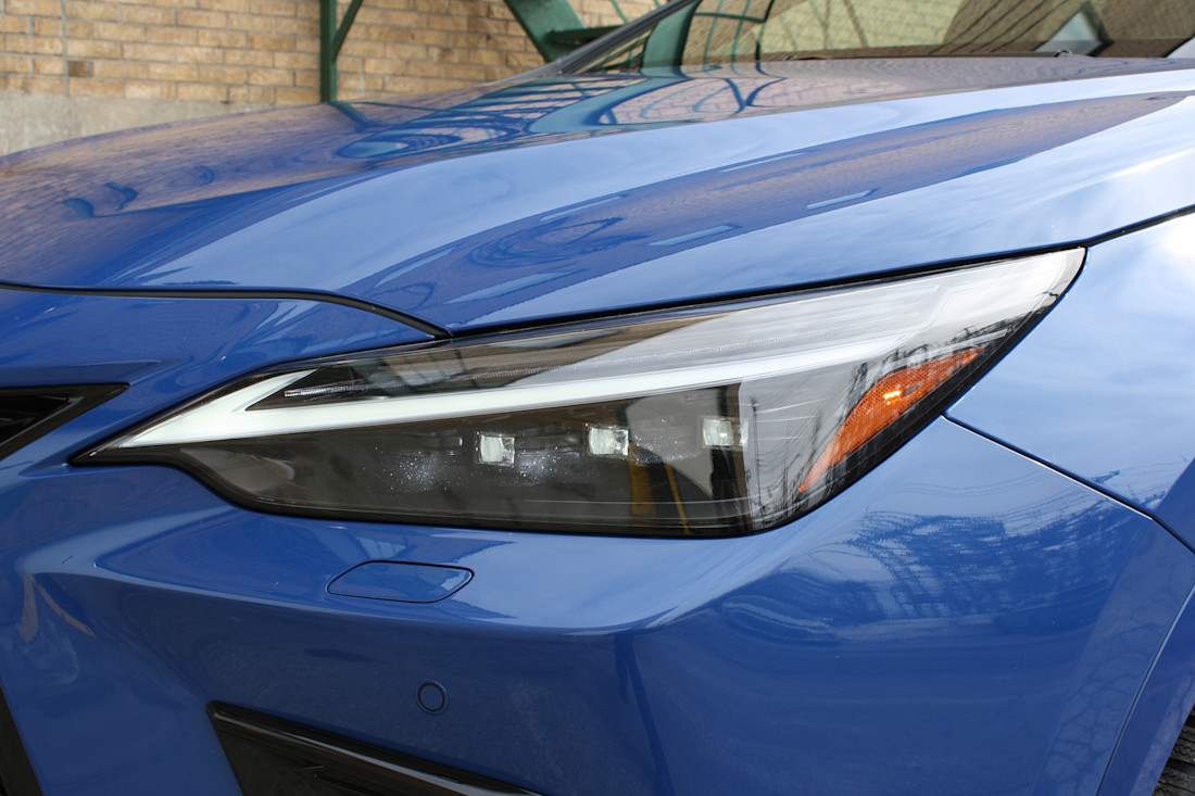 2026 Lexus NX350h - TD - DB - 260603 - 11.jpg