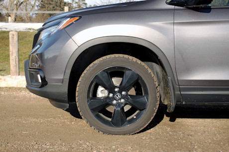 Editorial 2020 honda passport touring 07 sha