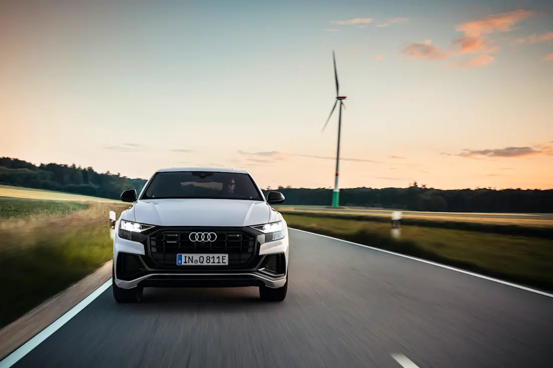 AS24 Audi Q8 TFSI e voor AS24 Audi Q8 TFSI e voor