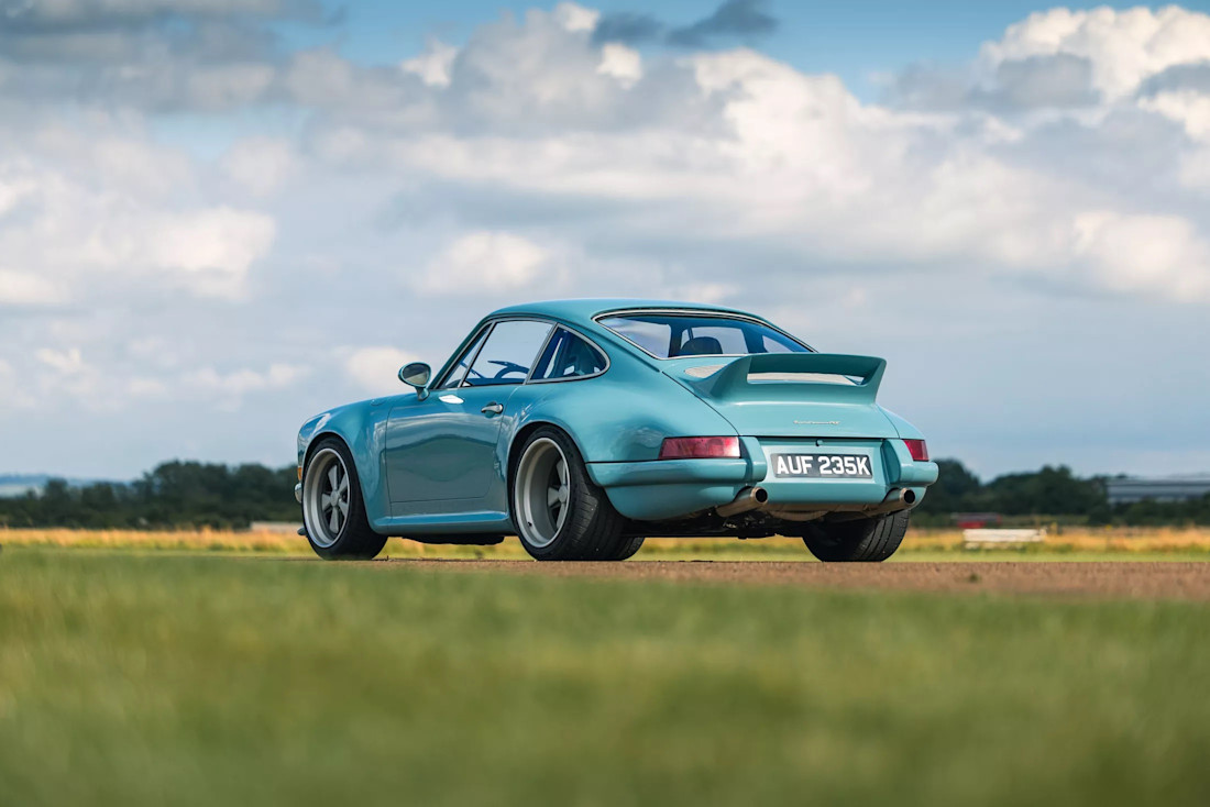 Porsche-911-RS-restomod-Thornley-Kelham-European (9).jpg