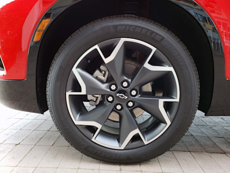 Editorial 2019 chevrolet blazer 13 sw