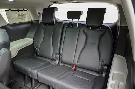 Kia Carnival SX 2022 : essai routier Body Image