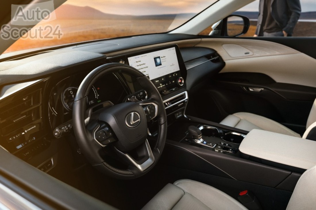 RX_Lifestyle photo_J_Int_Instrumentpanel_16x9(1).jpg