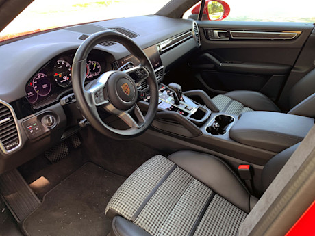 Editorial 2022 porsche cayenne e hybrid coupe 10 mg