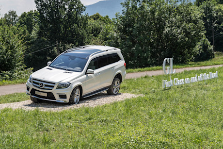 Editorial 55 mercedes benz gl class
