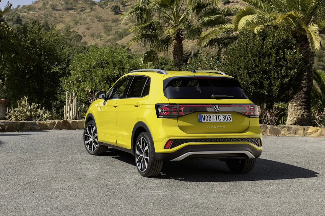 volkswagen t-cross r-line 361