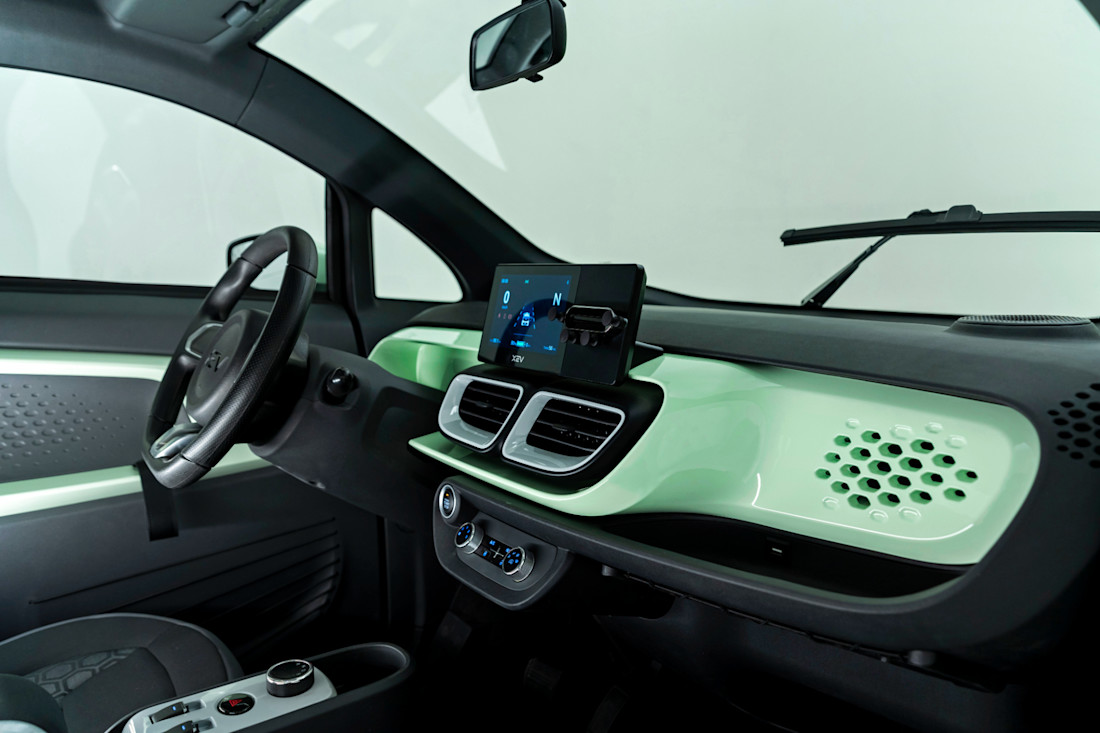 xev yoyo crushed mint 8