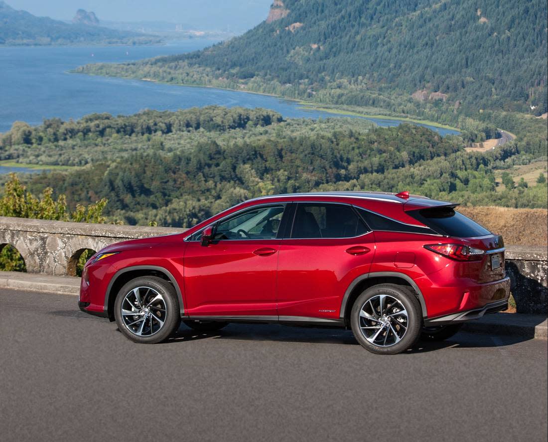 4S9UvzrmrJnXyeDOEHiCAY-e4e43c2b2645c8606c8506c21422831c-Lexus_RX_450H_Seitenansicht-1100