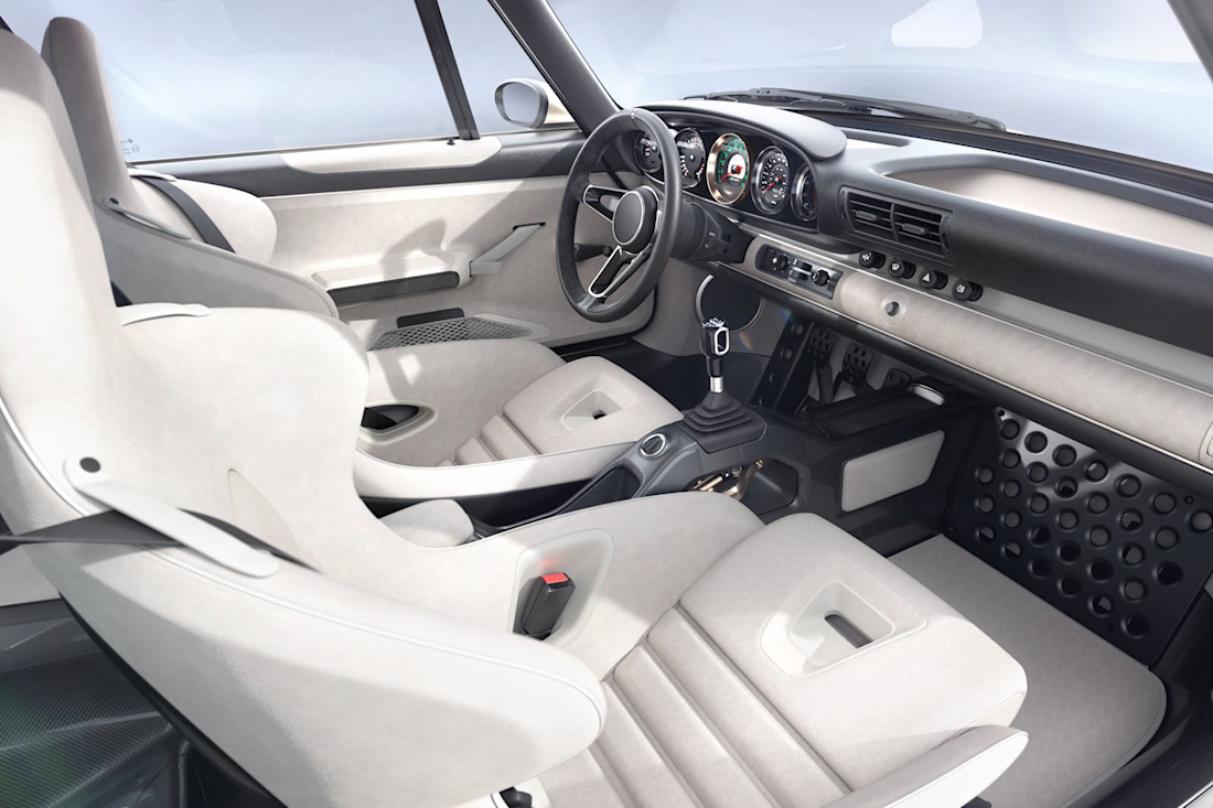 Porsche-911-Reimagined-by-Singer-DLS Turbo-autoscout24 (9).jpg