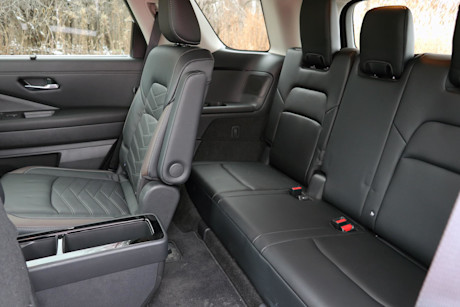 Editorial 2024 nissan pathfinder platinum td 240226 16 jm