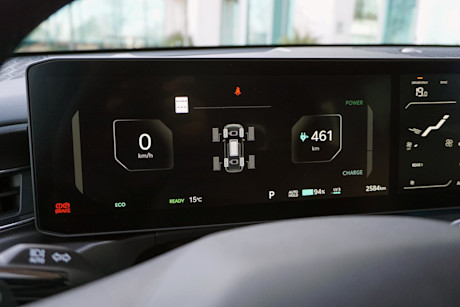 Editorial 2024 kia ev9 land gt line awd td 240417 23 di