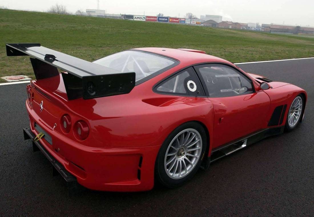 5c6U3HHRm8E1TvxKhrqXUK-7c5b8fc7491fffaec889971b091222b2-ferrari-575-back-1100