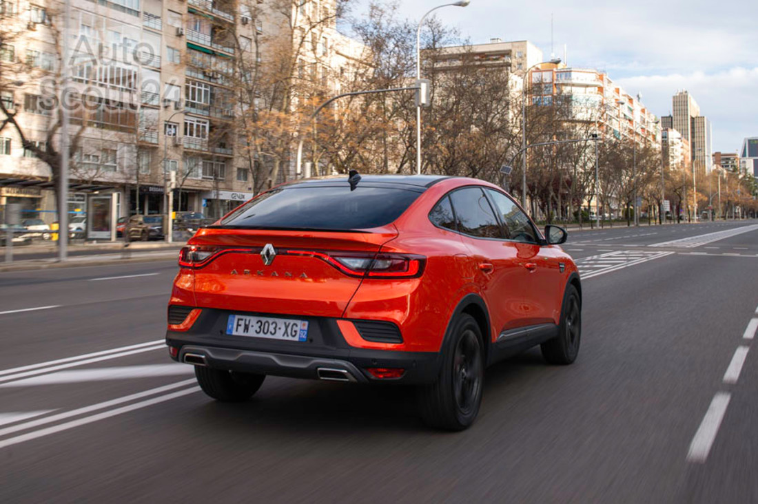 contacto-renault-arkana (11).jpg