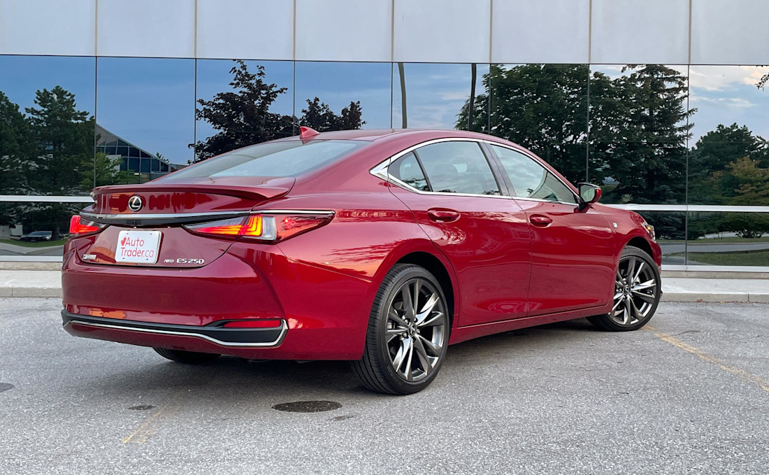 Editorial 2021 lexus es 250 awd 08 ct